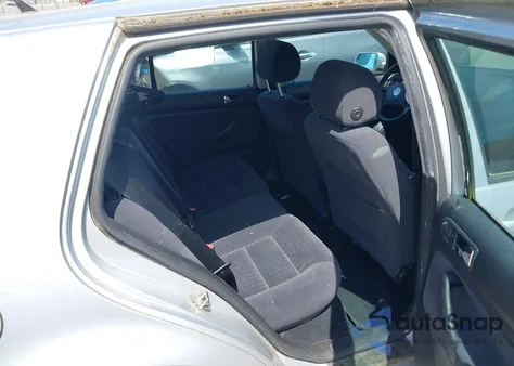 2001 Volkswagen Golf Gls from USA, damaged, VIN 9BWGT61J514048125